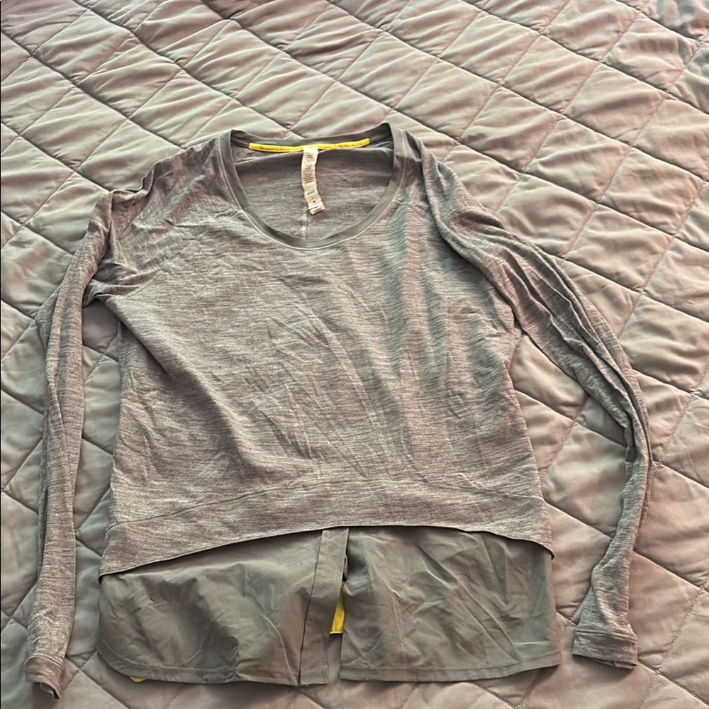 Lululemon gray long sleeve